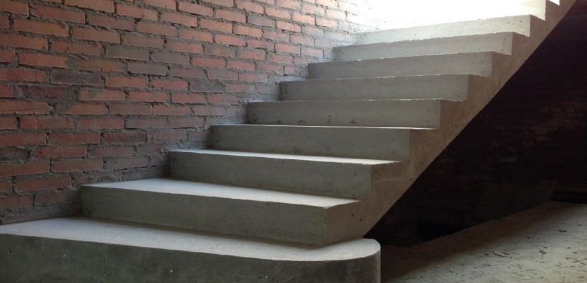 Изготовление лестниц в Калининграде